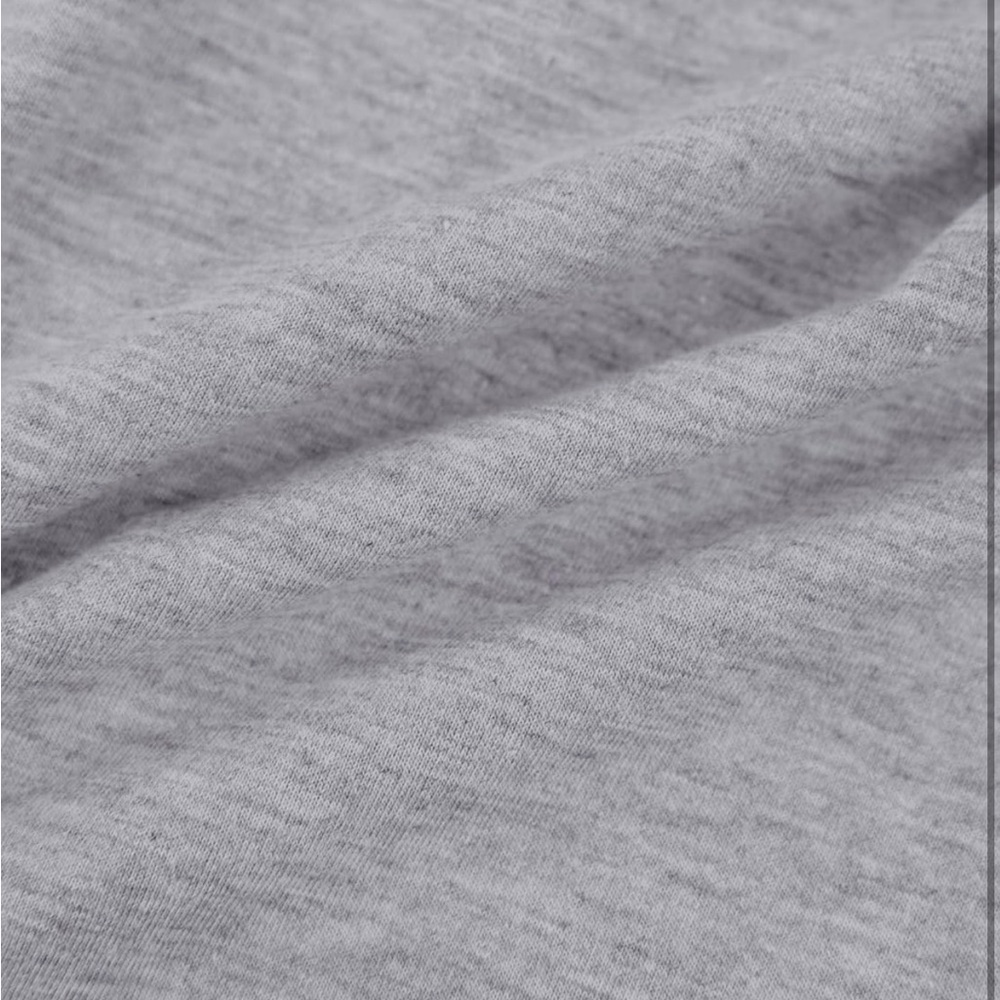 Lovely - NWT - Women's Gray Zip-Up Hoodie and Shorts Set - Picture 4 of 5